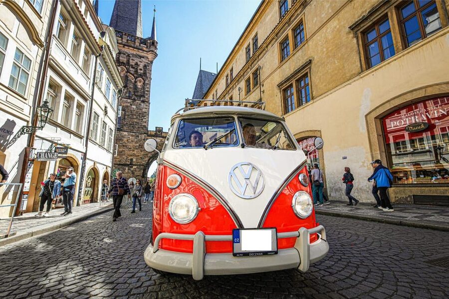 Prague: Private Sightseeing Tour in original VW Samba bus - Who will enjoy this ride most