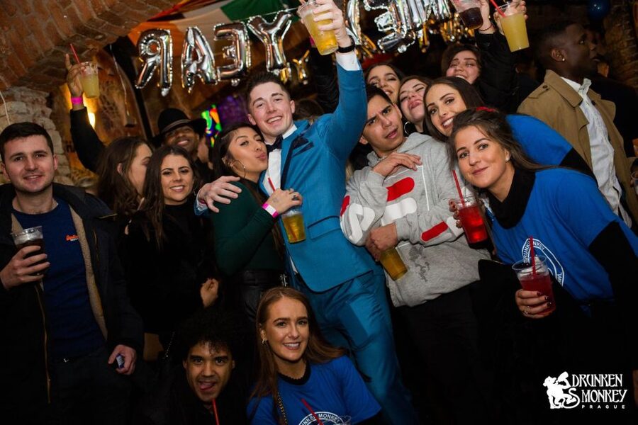 Prague: Pub Crawl with Open Bar and VIP Entry - Walking to the first local bar