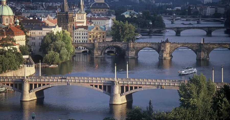 Prague: River Cruise with Transfer to Pier - A short boat ride with Prague’s biggest views