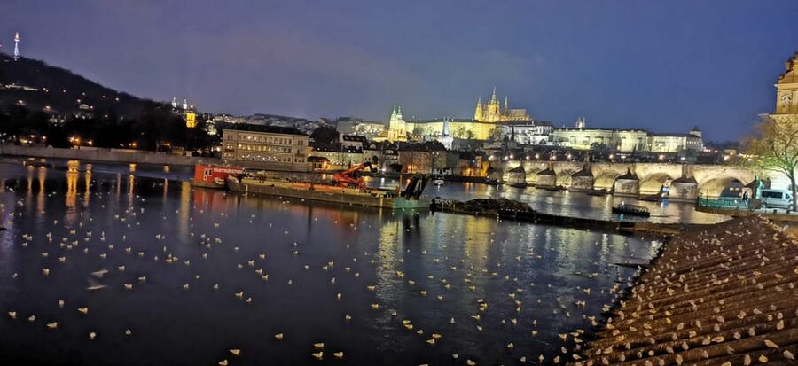 Prague: River Cruise with Transfer to Pier - Arriving at Na Františku