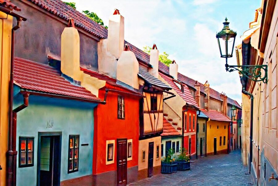 Prague Royal Castle, St Vitus, Golden Lane Tour with Tickets - The four-hour route and St Nicholas Church