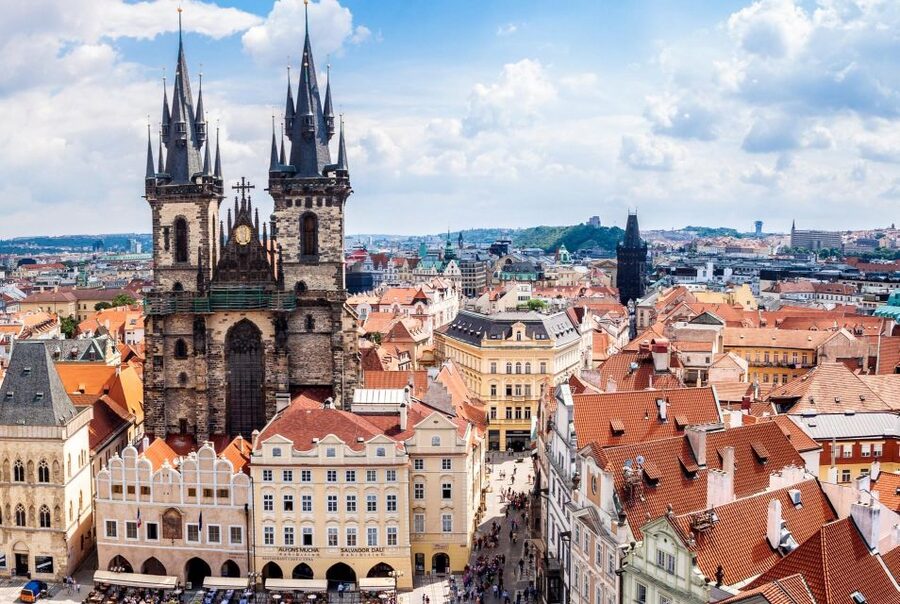 Prague Royal Castle, St Vitus, Golden Lane Tour with Tickets - Who should book this Prague Castle tour?