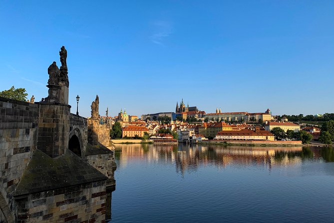 Prague’s TOP Sights - Old Town, Jewish Quarter, Charles Bridge (Tip-based tour) - Charles Bridge in 15 minutes