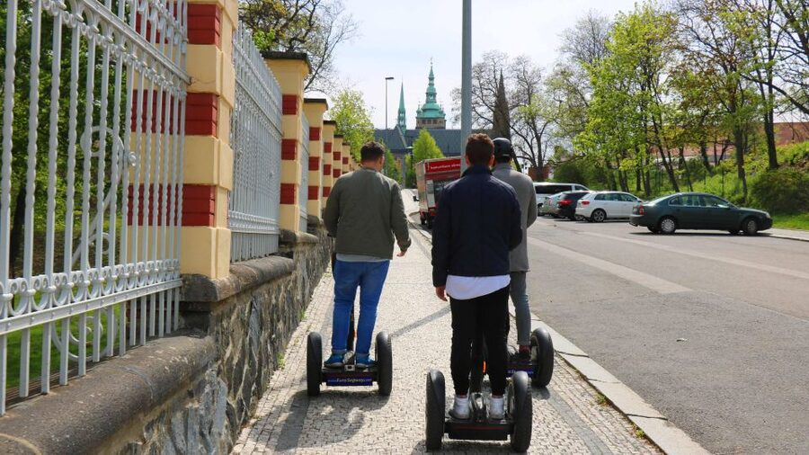 Prague: Segway Sightseeing Live-Guided Tour - Maxe Van Der Stoela Park by Segway