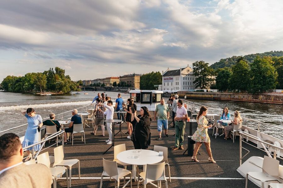 Prague: Sightseeing Dinner Cruise on Open-Top Glass Boat - Key points to know before booking