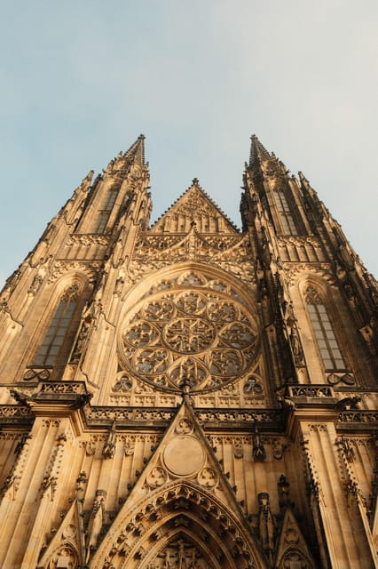 Prague: Skip-the-line Castle Ticket and Optional AudioGuide - Golden Lane: the most charming stop