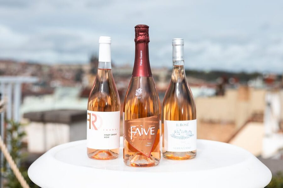 Prague: Sky Bar Aperitivo Menu with Drink & Panoramic Views - What Arrives on the Aperitivo Menu