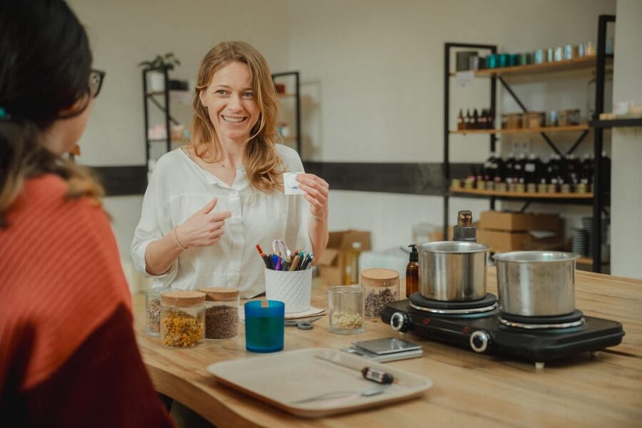 Prague: Soy Candle-Making Workshop - What the 90 minutes actually gives you