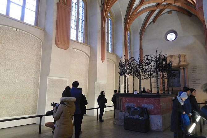 Prague: Synagogues and Jewish Quarter Private Walking Tour - The four synagogues of the Jewish Museum