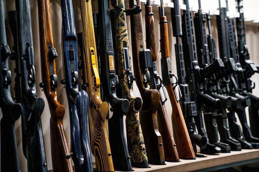 Prague: Target Gun Shooting Experience with Hotel Pickup - Choosing between 25, 50, and 80 shots
