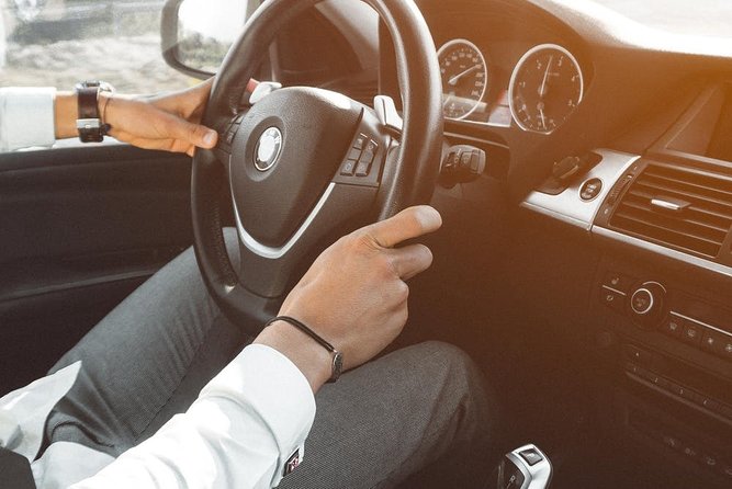 Prague to Munich - Private Transfer with 2 hours of Sightseeing - Choosing the right vehicle for your group