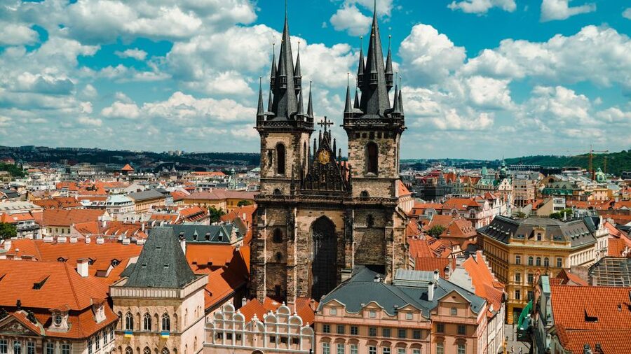 Prague: Top Sights and Historic Center Introduction Tour - Estates Theatre, Mozart, and a little Czech
