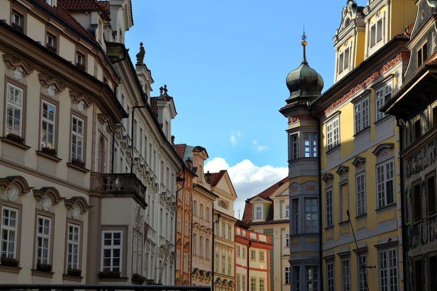 Prague Tour in Spanish - Should you book the Prague Tour in Spanish?