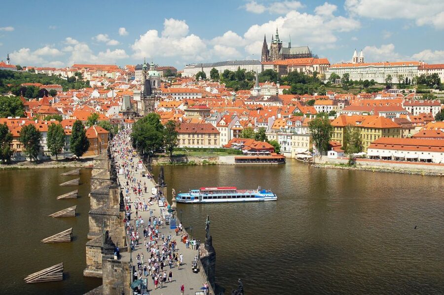 Prague: Vintage Car Ride and Walking Tour - Wenceslas Square and Prague’s New Town