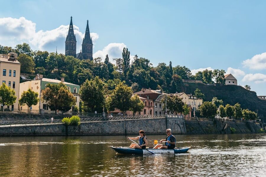 Prague: Vltava River Guided Canoeing Tour - Getting ready for the first paddle