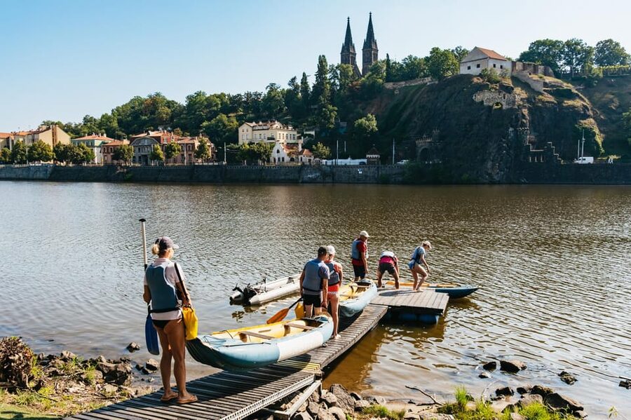 Prague: Vltava River Guided Canoeing Tour - The Dancing House and National Theatre from the river