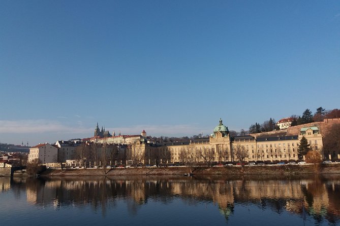 Prague Vltava River Lunch Cruise - What this Prague lunch cruise is really like