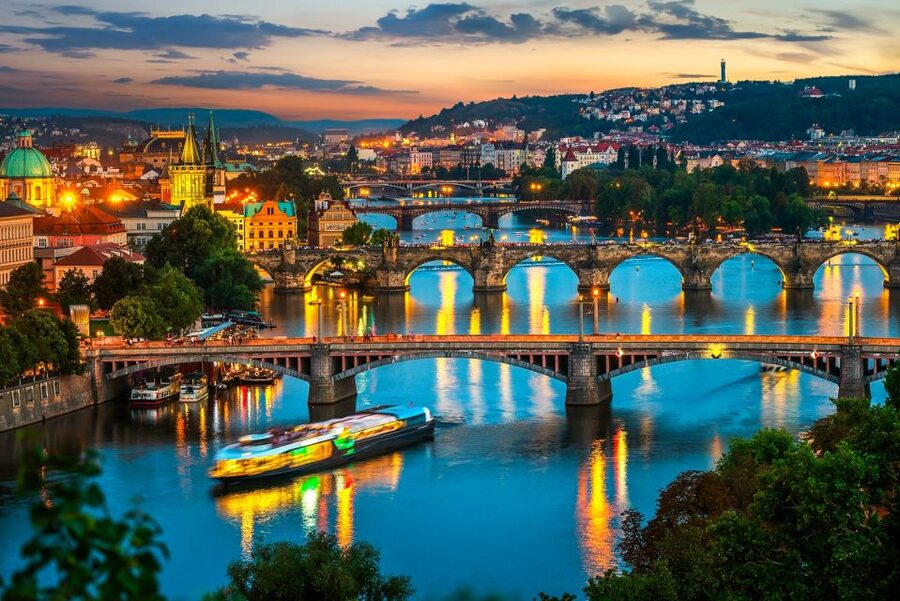 Prague: Vltava River Night Cruise with Buffet - Petřín Hill, Vyšehrad, and the Rudolfinum