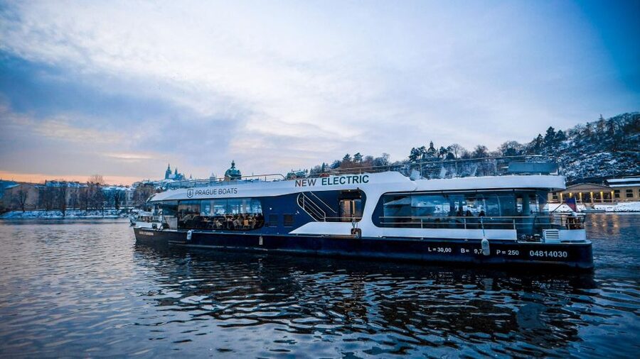 Prague: Vltava River Sightseeing Cruise - What the two-hour route feels like
