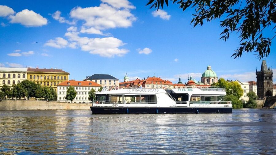 Prague: Vltava River Sightseeing Cruise - Is $32 good value?