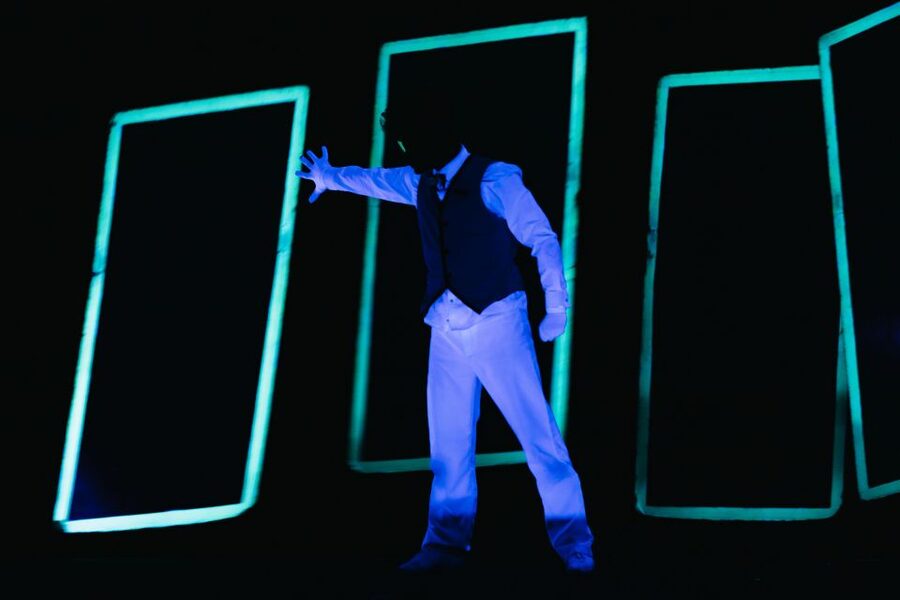 Prague: WOW Show Black Light Theater - Choosing your seat at Theatre Broadway