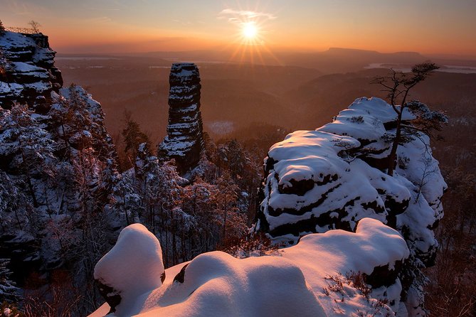 Pravcicka Gate & Bastei Bridge Winter National Park Tour from Prague - How strenuous is the winter hiking?