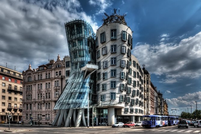 Private 4-hour City Tour of Prague with driver & official guide w/ Hotel pick up - What this private Prague tour is really designed to do