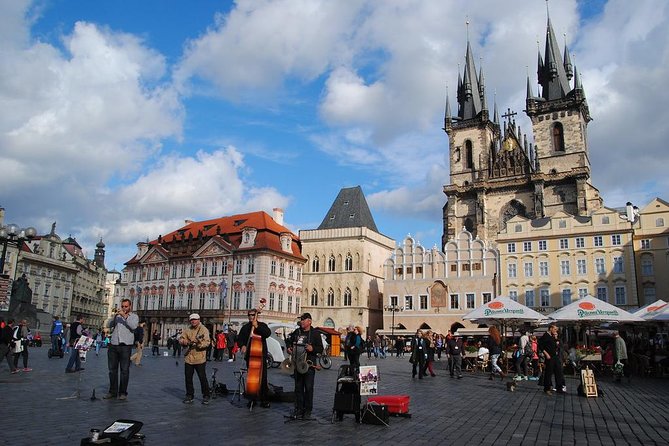 Private 4-hour City Tour of Prague with driver & official guide w/ Hotel pick up - Charles Bridge in a 15-minute snapshot