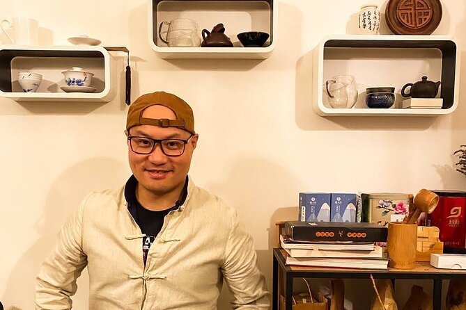 Private Authentic Tea Experience in Prague - Lu’s personal approach to Prague hospitality