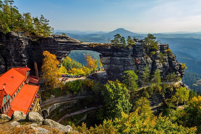 Private Day Tour for Big Groups - Best of 2 Countries: Bohemian Switzerland NP - A Czech lunch before the gorge