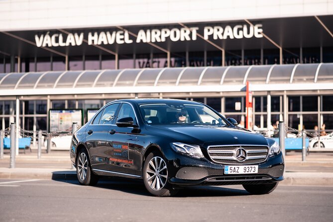 Private Departure Transfer: Prague Airport - Key points at a glance
