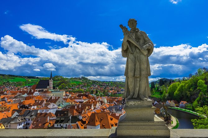 Private Luxury Transfer to Cesky Krumlov from Prague - Who will get the most from this transfer?