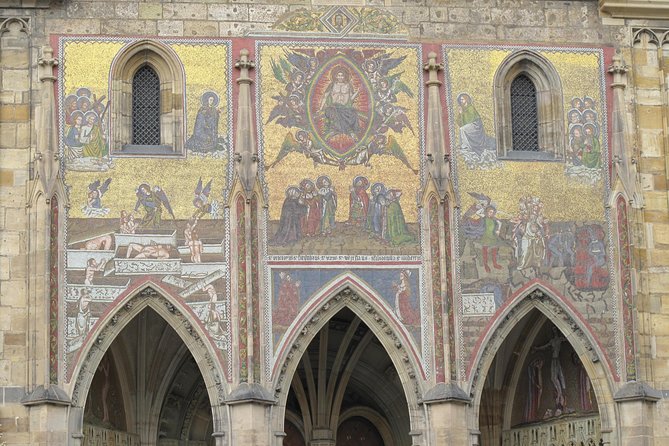 Private Prague Castle Tour with a Czech Guide, meet up at hotel - The Old Royal Palace and the end of royal residence