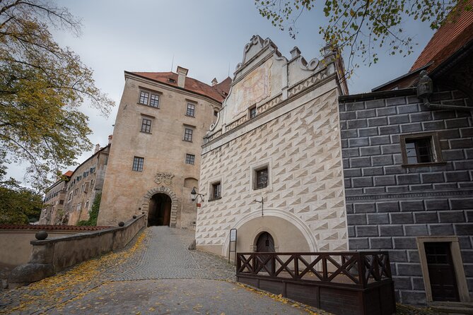 Private Romantic Whispers of Český Krumlov - The main square and the feel of the old center