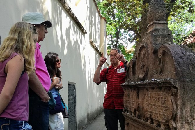 Private Stories of Jewish Prague Walking Tour - Walking among 12,000 stones in the Old Jewish Cemetery