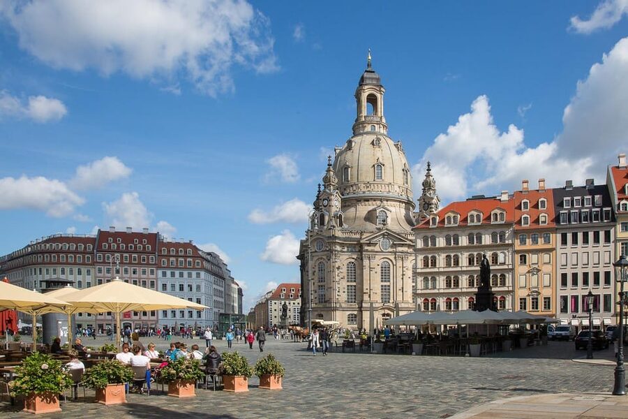 Private trip from Prague to Dresden, Moritzburg & Meissen - Who should book this experience