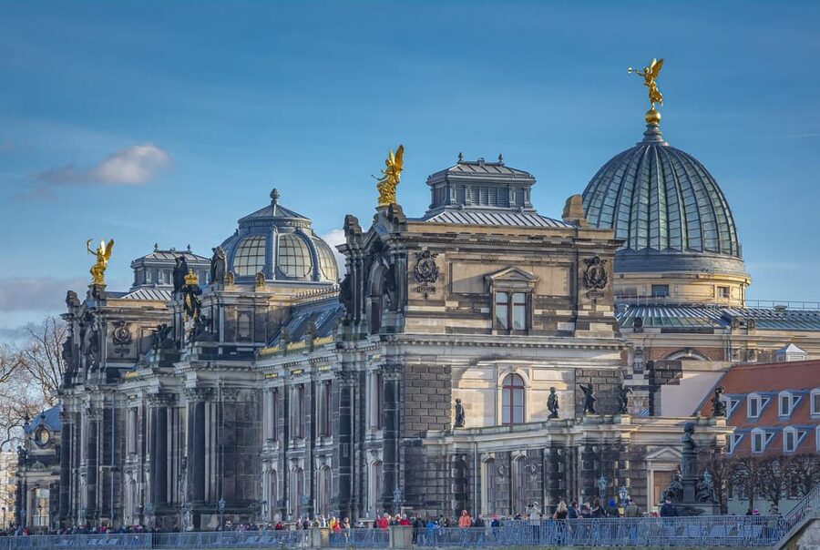 Private trip from Prague to Dresden, Moritzburg & Meissen - Leaving Prague for Dresden