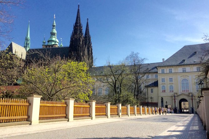 Private Walking Tour in Prague: Prague Castle Exterior with Little Quarter and Old Town with Jewish Quarter - Beginning near Prague Castle at 9:30 a.m.