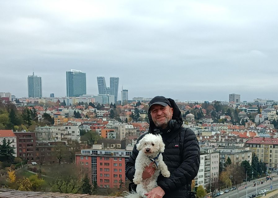 Real life in Prague - Easy Walk from Vysehrad to Vyton - Meeting at Vyšehrad Metro