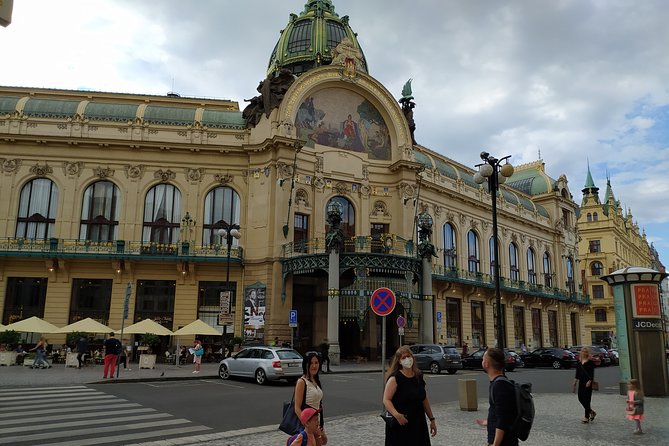 Rent-a-Friend in Prague - The Astronomical Clock and Prague’s compact old center