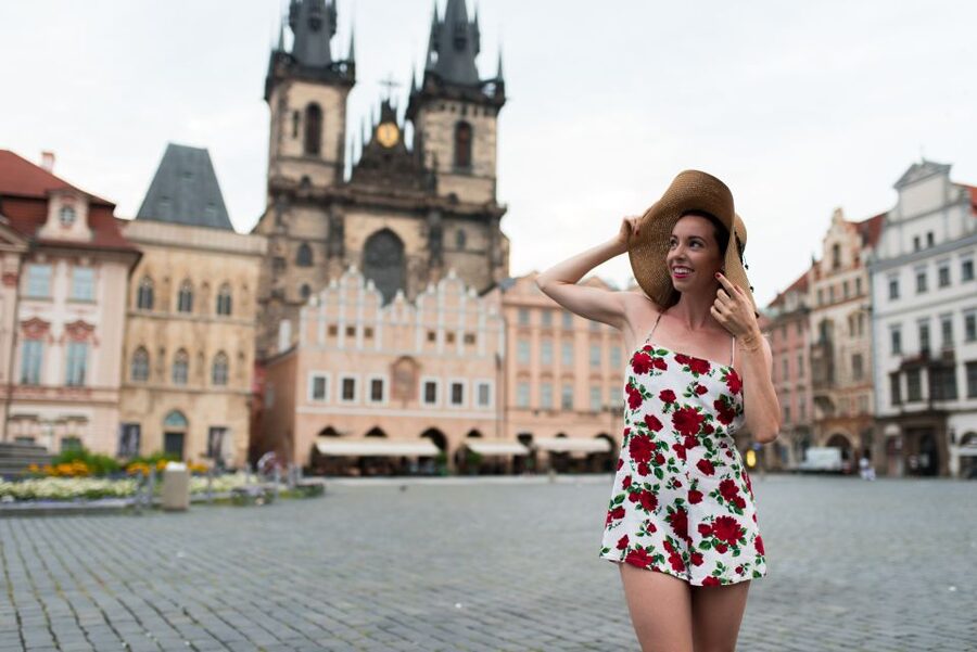Romantic Photoshoot Experience for Couples in Prague - Is $197 good value for your group?
