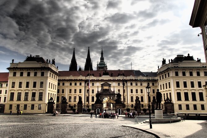 Saint Vitus Cathedral and Hidden Gems of Prague Castle - Petřín Tower and Prague from above