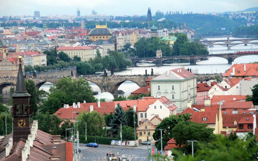 Self-Guided City Bike Tours - Along the Vltava to Stromovka and Troja