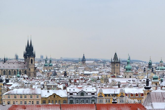 Shared Arrival Transfer: Prague Airport to Hotels - Value at $27.64 per person