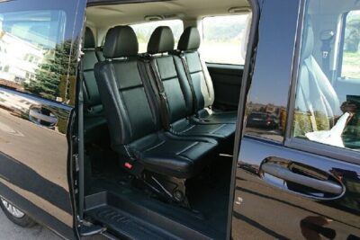 Shared Departure Transfer: Prague Hotel to Prague Airport