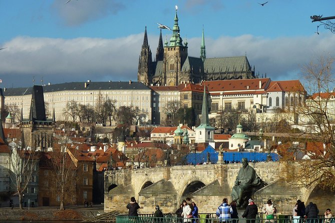 Shared Departure Transfer: Prague Hotel to Prague Airport - Price and value at $27.63 per person