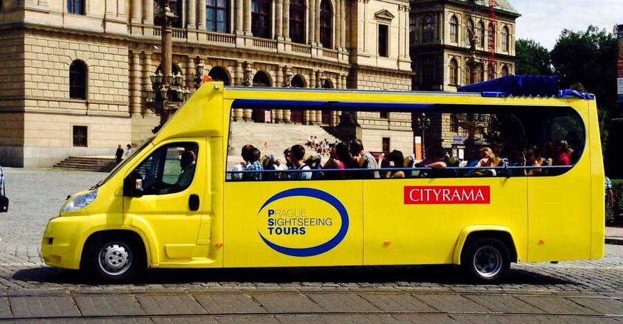 Short city tour by bus - 1 hour - The return point needs extra attention