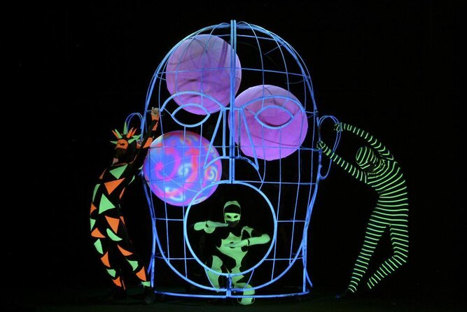 Skip the Line: WOW Show Black Light Theater in Prague Ticket - Key points to know before booking