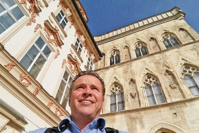 Small Group Prague Old Town and Jewish Quarter Walking Tour - The Jewish Quarter, from synagogues to memorial stones