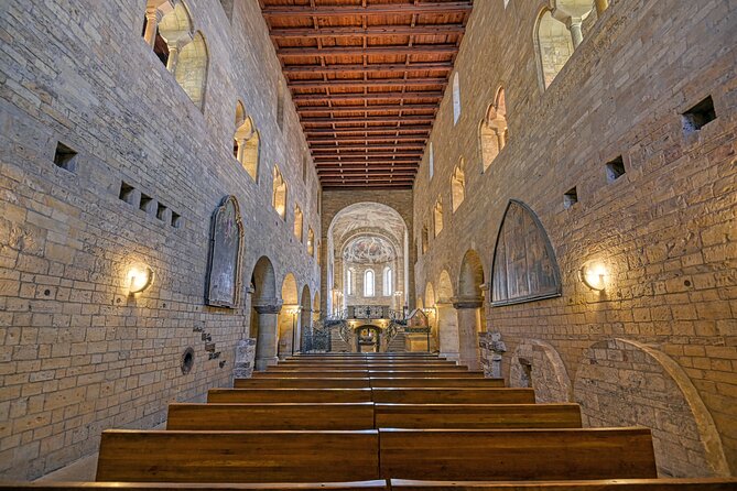 St Vitus Cathedral and Prague Castle Private Walking Tour - The 3-hour option adds transport, not the full castle